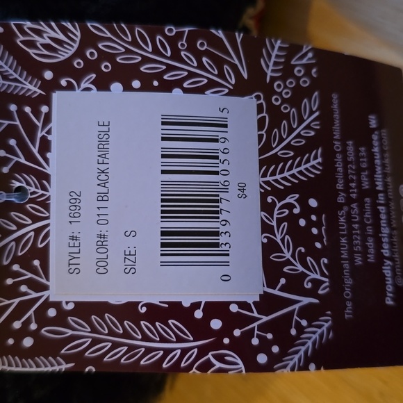 MUK LUKS BRAND WOMENS BLACK & RED SLIPPERS SIZE SMALL 5-6 - Picture 8 of 13